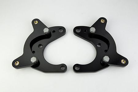 Wilwood Bracket Kit, Front - Lug Mount