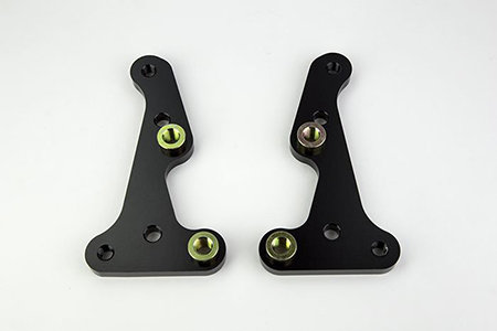 Wilwood Bracket Kit, Front - Lug Mount