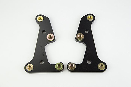 Wilwood Bracket Kit, Front - Lug Mount