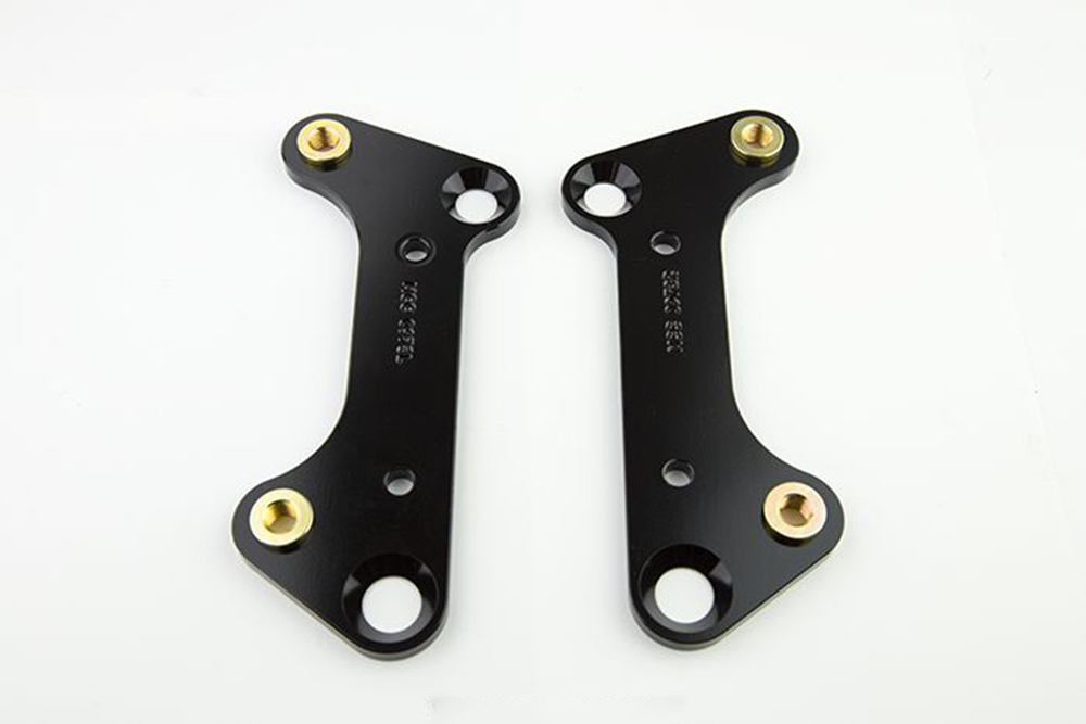 Wilwood Bracket Kit, Front - Lug Mount