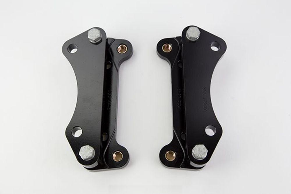 Wilwood Bracket Kit, Front - Lug Mount