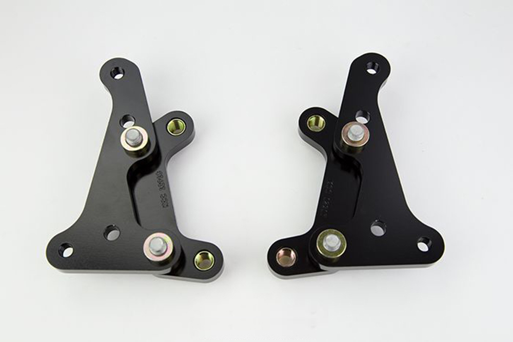 Wilwood Bracket Kit, Front - Lug Mount